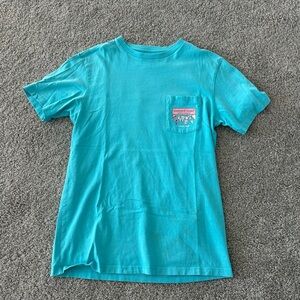 Vineyard Vines tee shirt